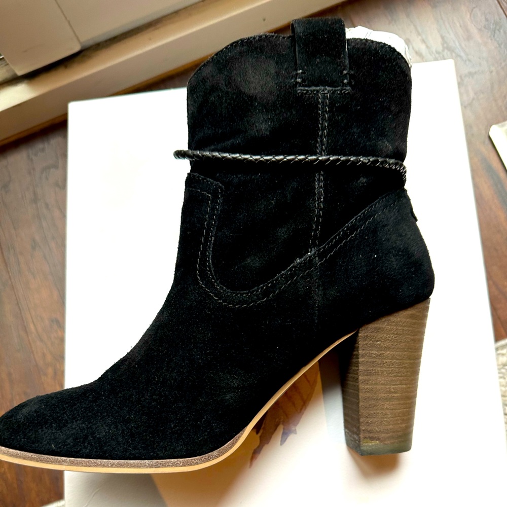 BN Jessica Simpson Booties